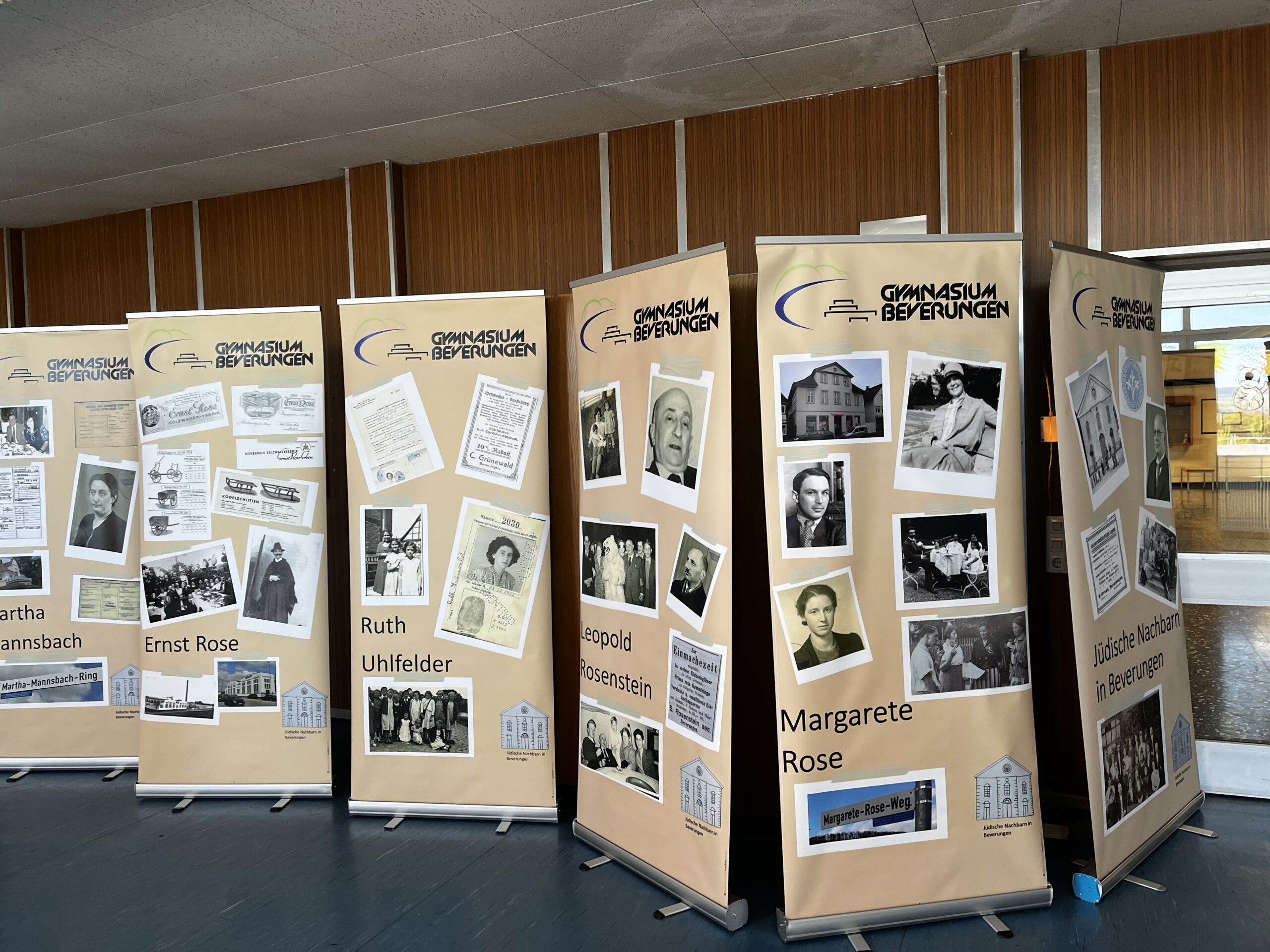 Die Sekundarschule wird zum Museum – Ausstellung „Jüdische Nachbarn“ zeigt das vielfältige jüdische Leben in NRW vor der Zeit des Nationalsozialismus